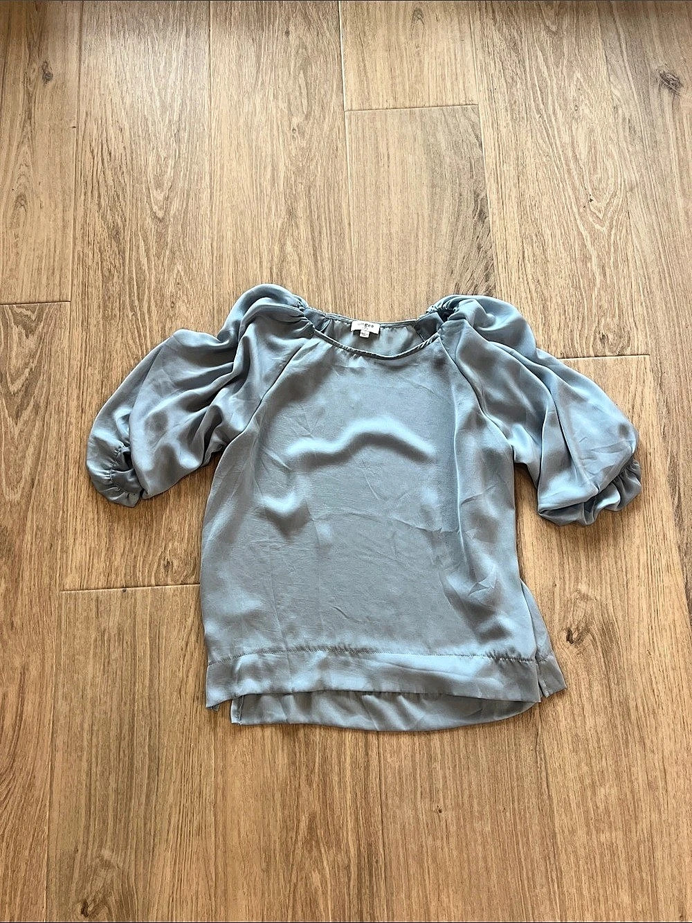 Umgee Puff Sleeve Blouse in Blue Size Small Like New